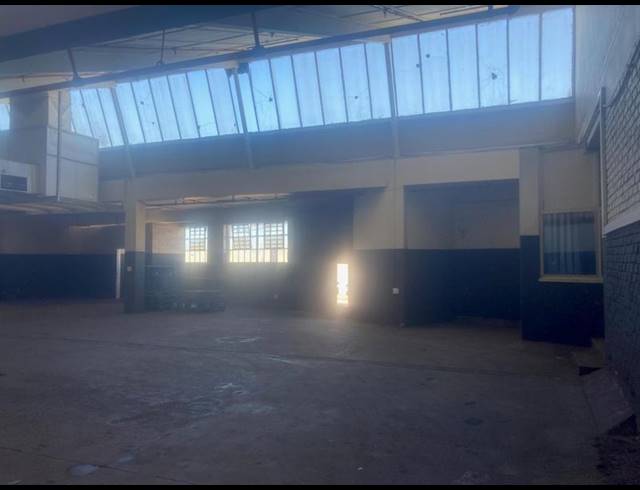 INDUSTRIAL PROPERTY TO RENT IN SIDWELL